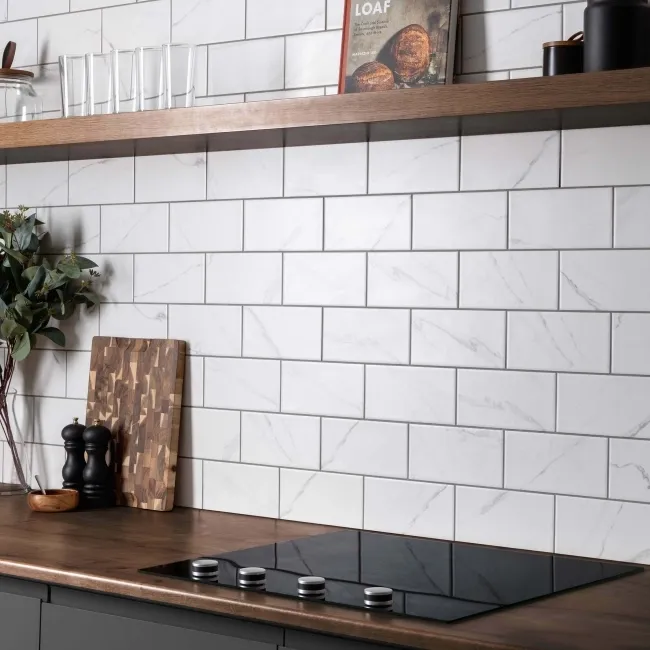 Vena Biana Bevelled Matt Marble Effect Metro Tiles