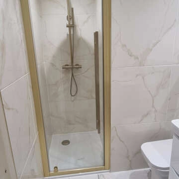 Cappella Gold Veined Gloss Marble Effect 605x605 Wall and Floor Tiles