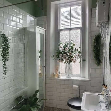 Whitechapel Gloss White Ceramic Metro Tiles