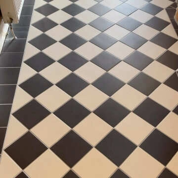 Cava Victorian Black Tiles