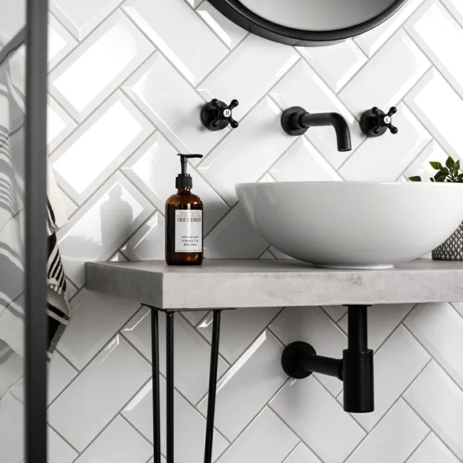 Whitechapel Gloss White Ceramic Metro Tiles