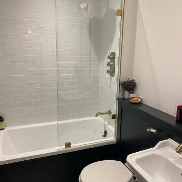 White Chapel Gloss White Flat Mini Metro Tiles