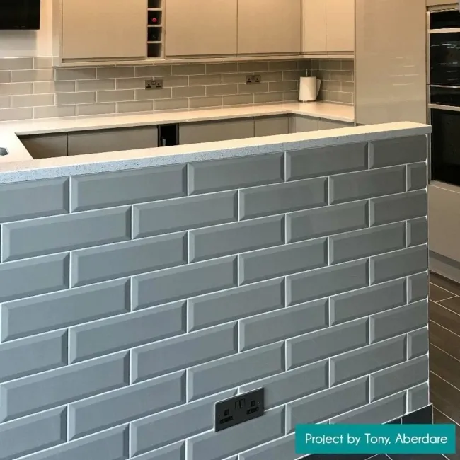 Ceramic Gloss Light Grey Metro Tiles