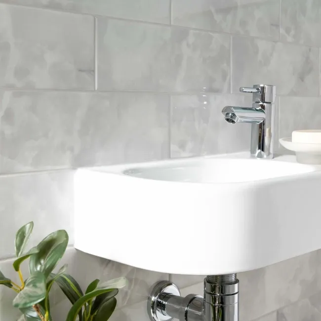 Passion Onyx Clouds Light Grey Marble Effect Wall Tiles