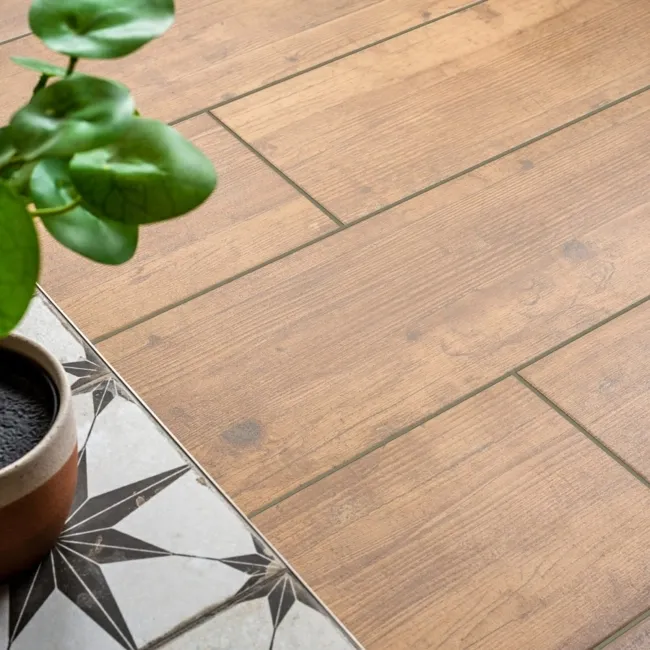 Royal Oak Plank Wood Effect Porcelain Floor Tiles