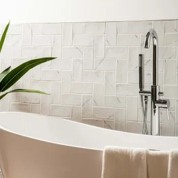 Vena Biana White Mini Bumpy Gloss Marble Effect Metro Wall Tiles