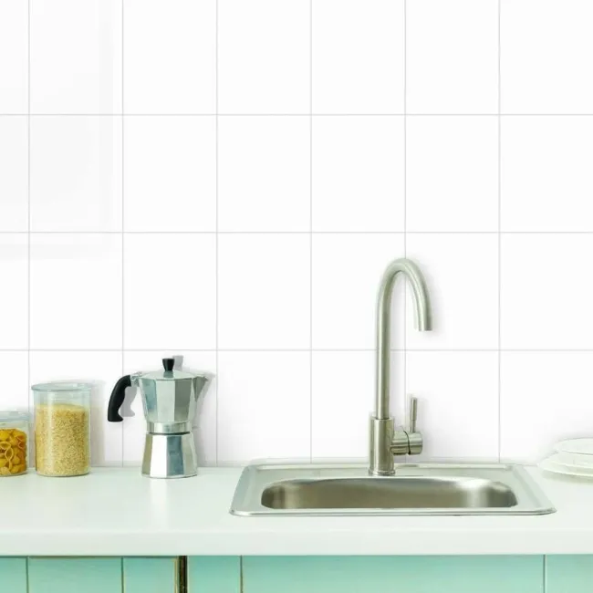 Crystal White Gloss Ceramic Wall Tile 250x200
