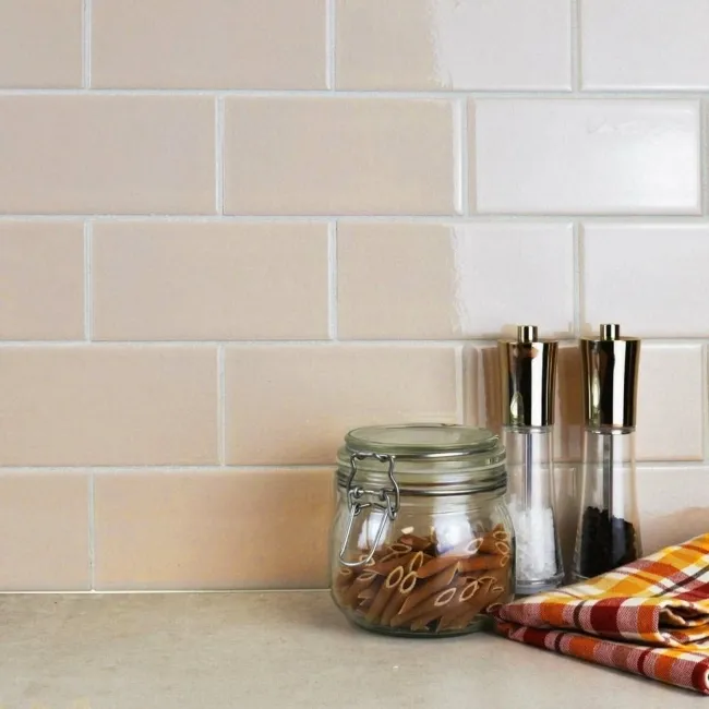 Antique Tuileries Gloss Cream Flat Crackle Metro Tiles