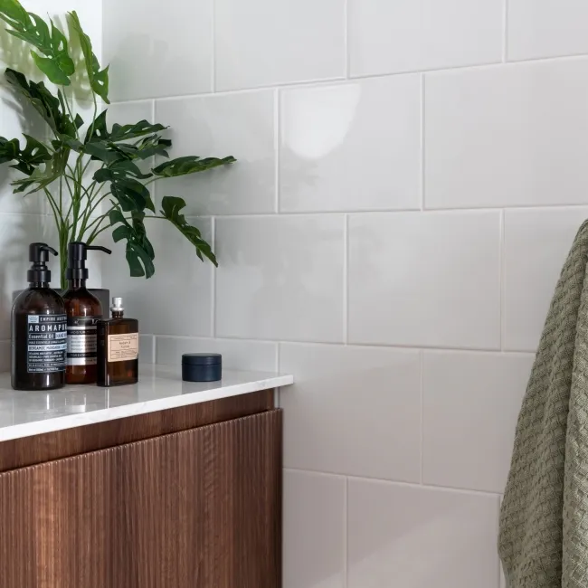 Crystal White Gloss Ceramic Wall Tile 250x200