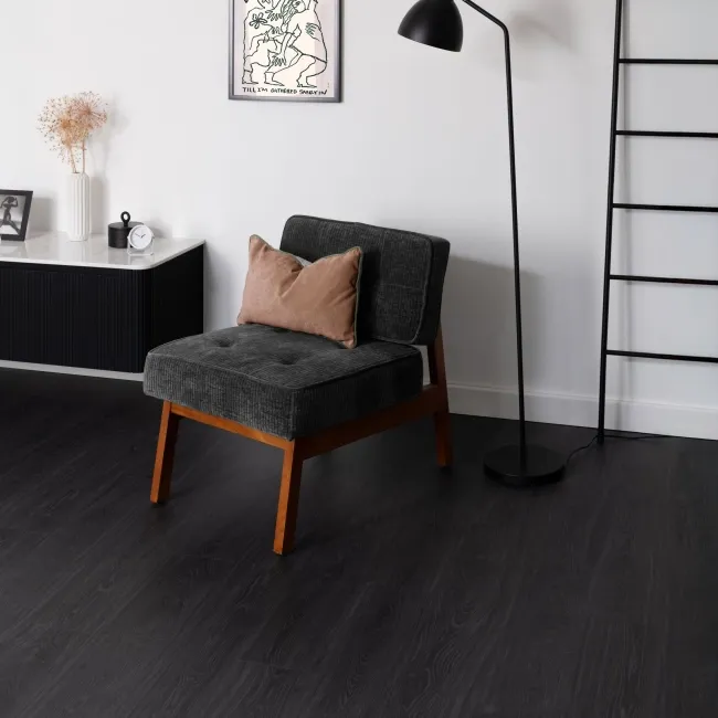 London Midnight Luxury Click Vinyl Flooring 4mm