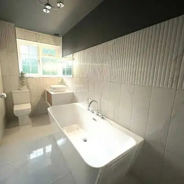 Raffinato White Carrara Marble Effect Stripe Ceramic Wall Tiles