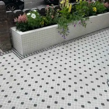 Churchill Snow & Midnight Black and White Matt Mosaic Corner Tiles