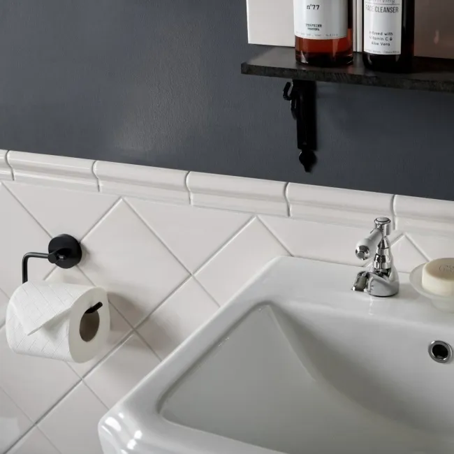 Capsule® Cotton White Gloss Flat Victorian 150x150 Wall Tiles