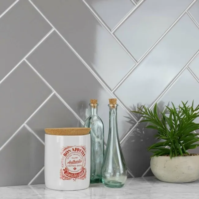 Linear Grey Gloss Brick Shape Wall Tiles 300x100