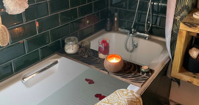 Pixie Created Her Eclectic Bathroom with Our Victorian Green Metro Tiles