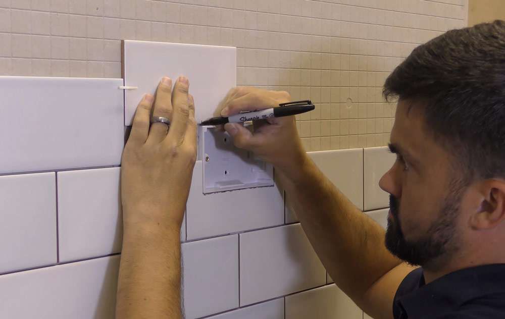 How To Tile Around A Socket or Light Switch