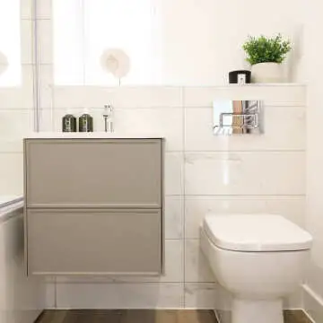 Raffinato White Gloss Carrara Marble Effect Ceramic Wall Tiles