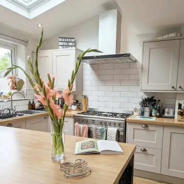 Rhian Blanco White Ceramic Matt Brick Wall Tiles