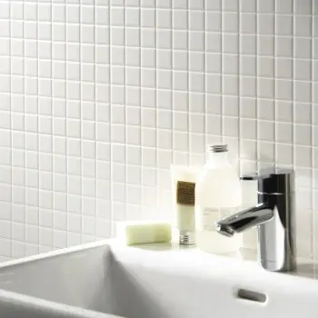 Pixel White Square Gloss 25x25