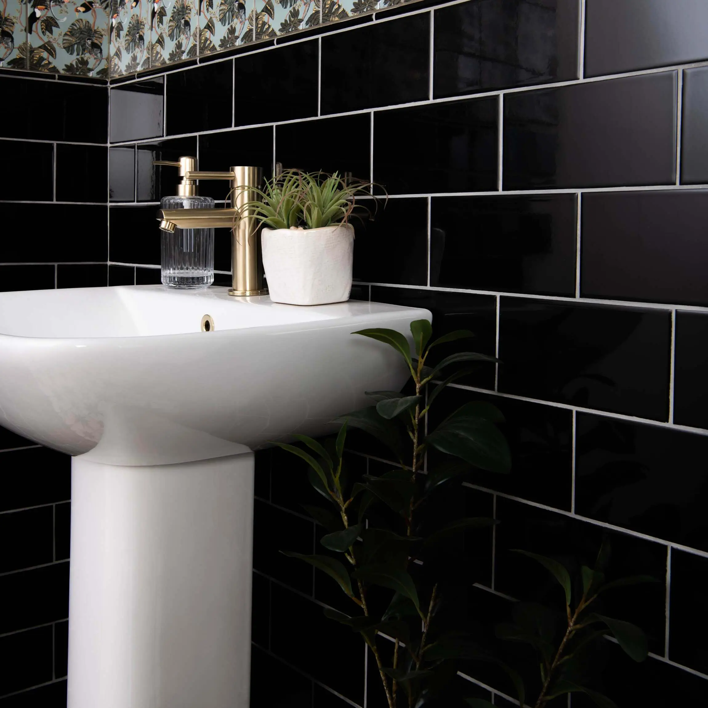 Blackfriars Gloss Black Flat Metro Tiles