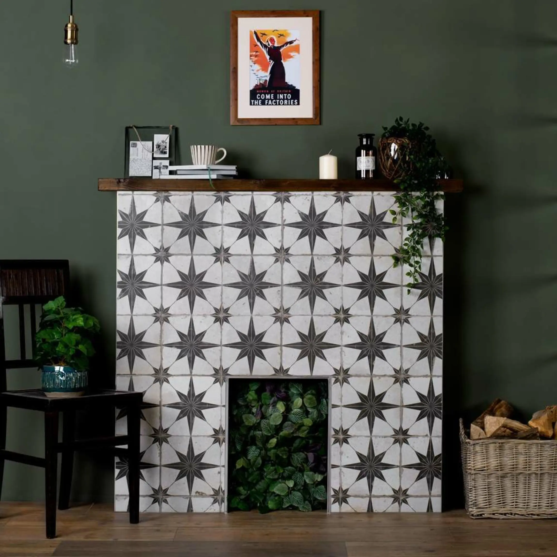 Scintilla Black Star Pattern Tiles