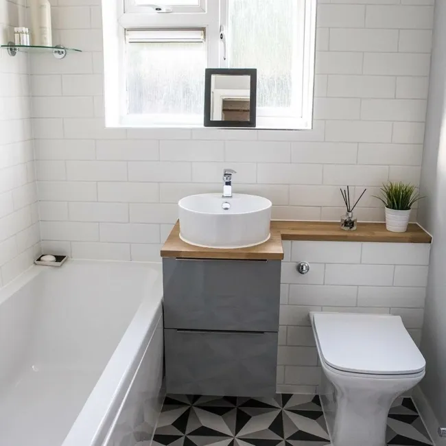 Linear White Matt Brick Shape Wall Tiles 300x100