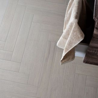 Nyans Soft Taupe Wood Effect Tiles