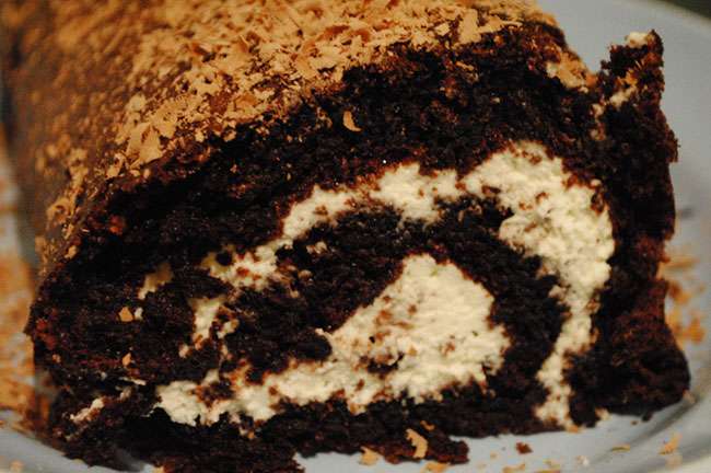 Chocolate-roulade-3