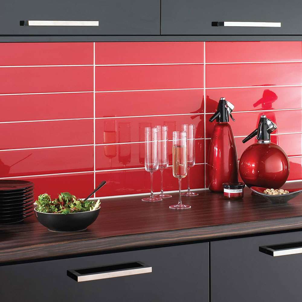 linear tile layout with brick tiles