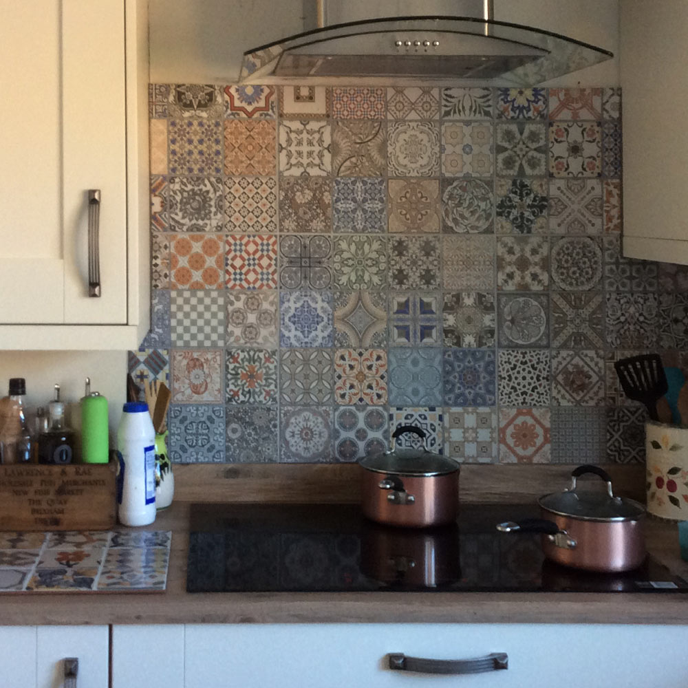 Patterned meknes kitchen wall tiles