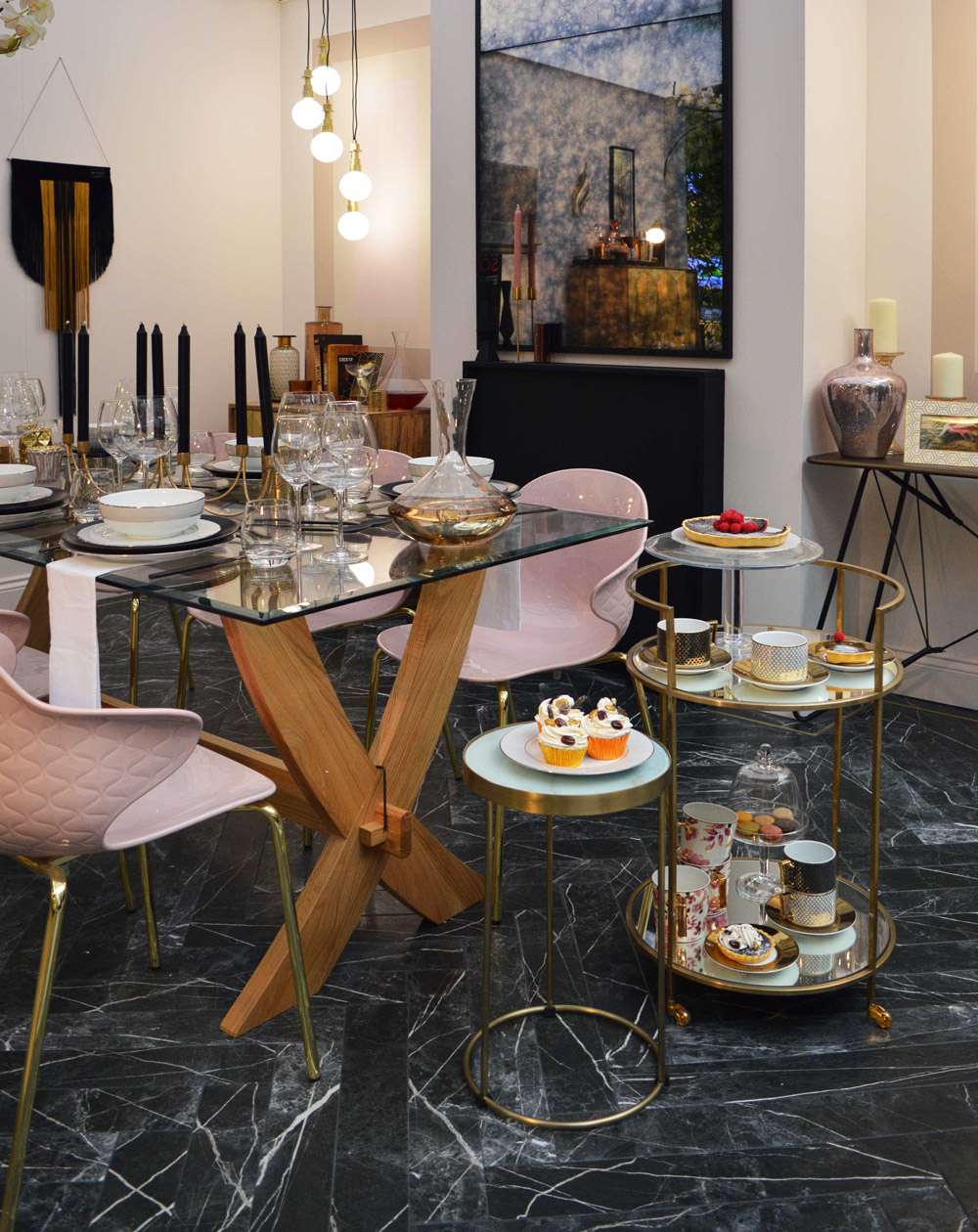 Ador Marble Effect Tiles: Luxury Dining Room