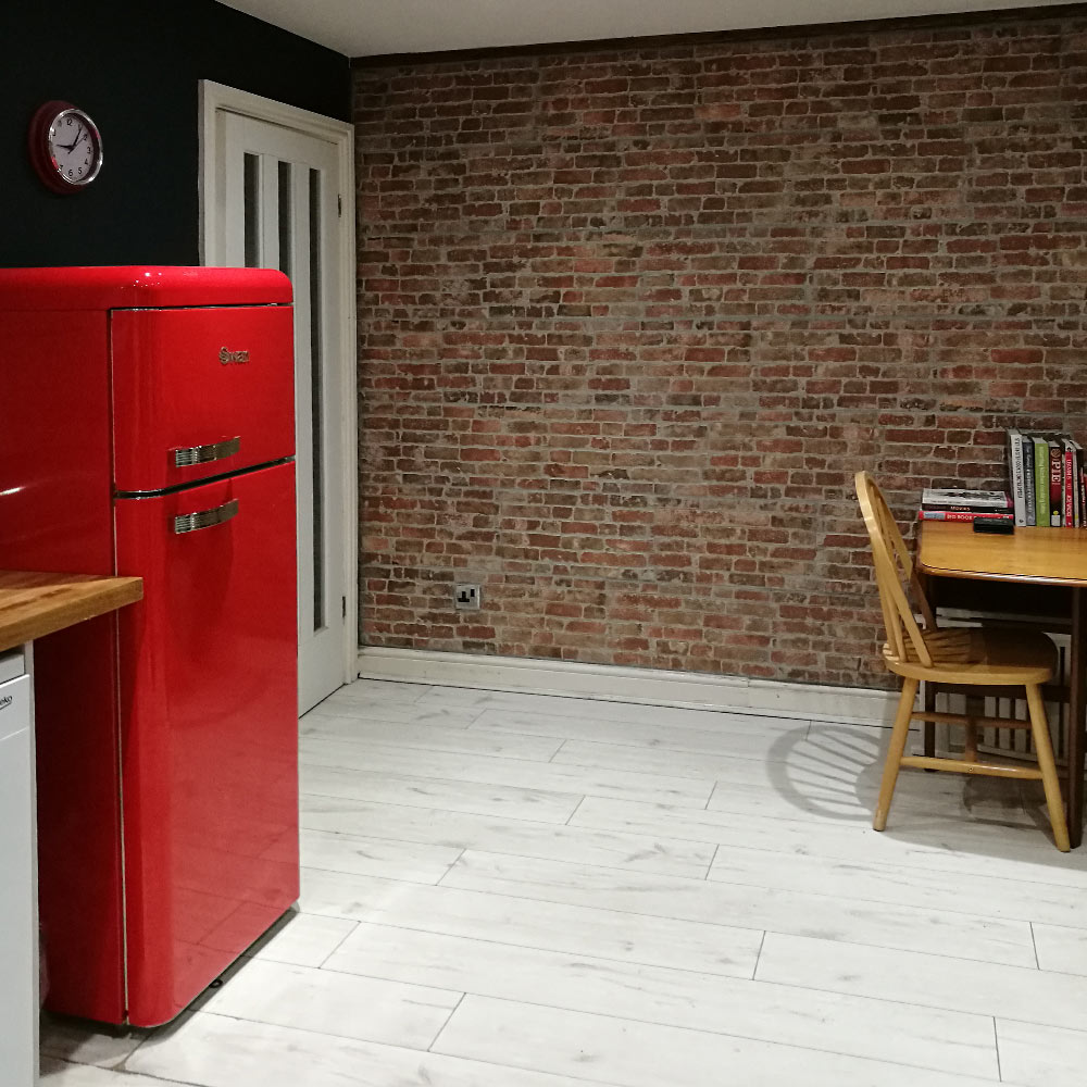 Rustic brick effect kitchen tiles