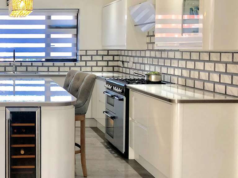 Carlo Injected The Mixed Materials Trend Into His Kitchen Splashback