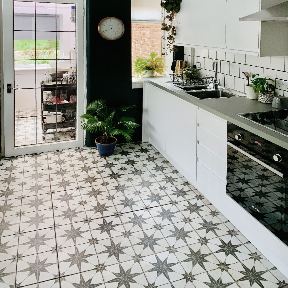 Star patterned kitchen floor tiles