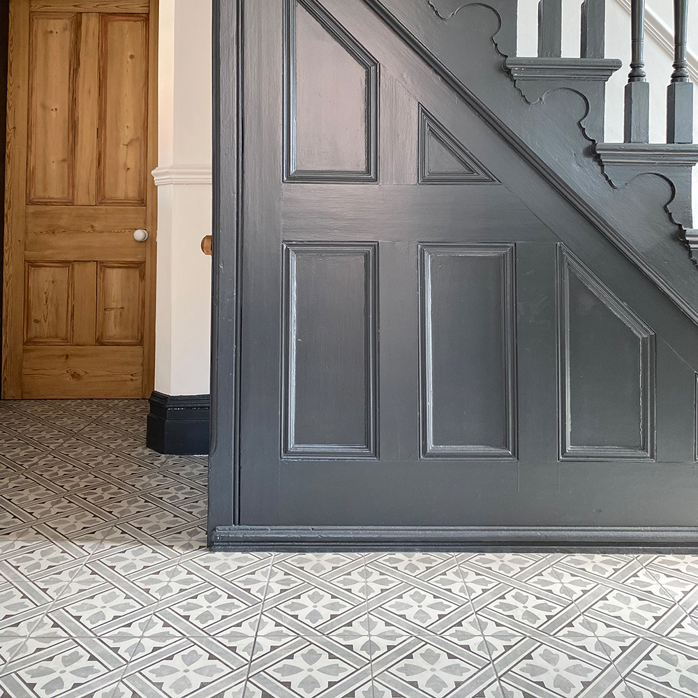 Vintage styled Mr Jones hallway floor tiles 