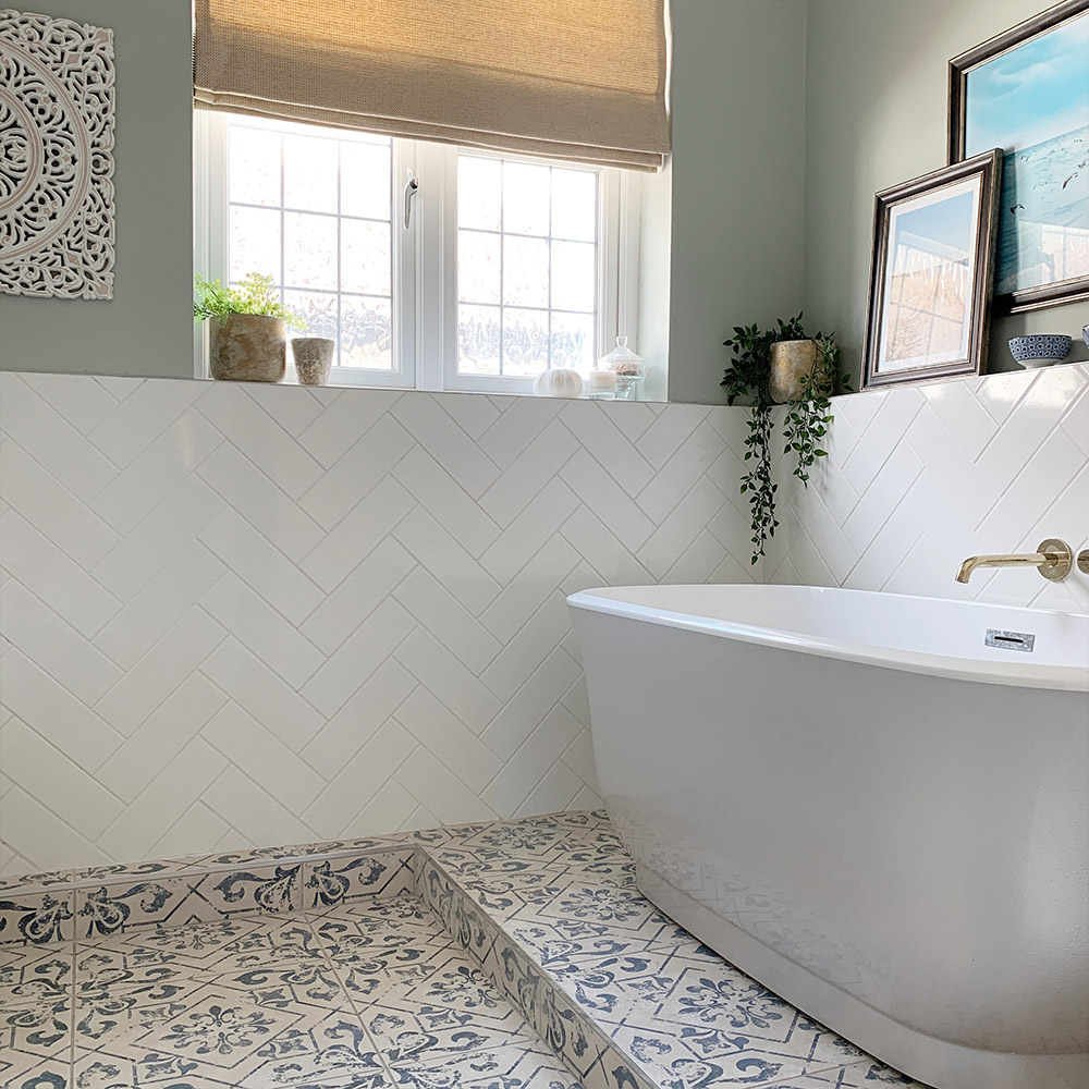 period styled patterned bathroom tiles