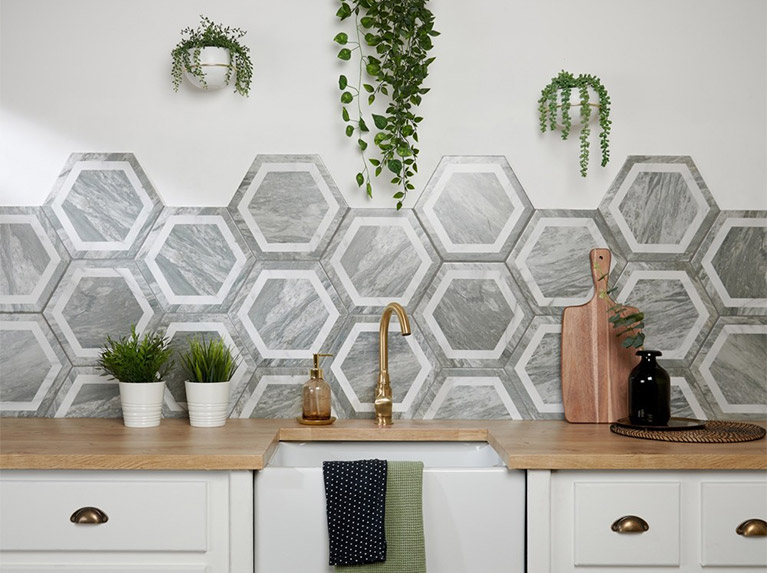 8 Patterned Hexagon Tiles You’ll Love