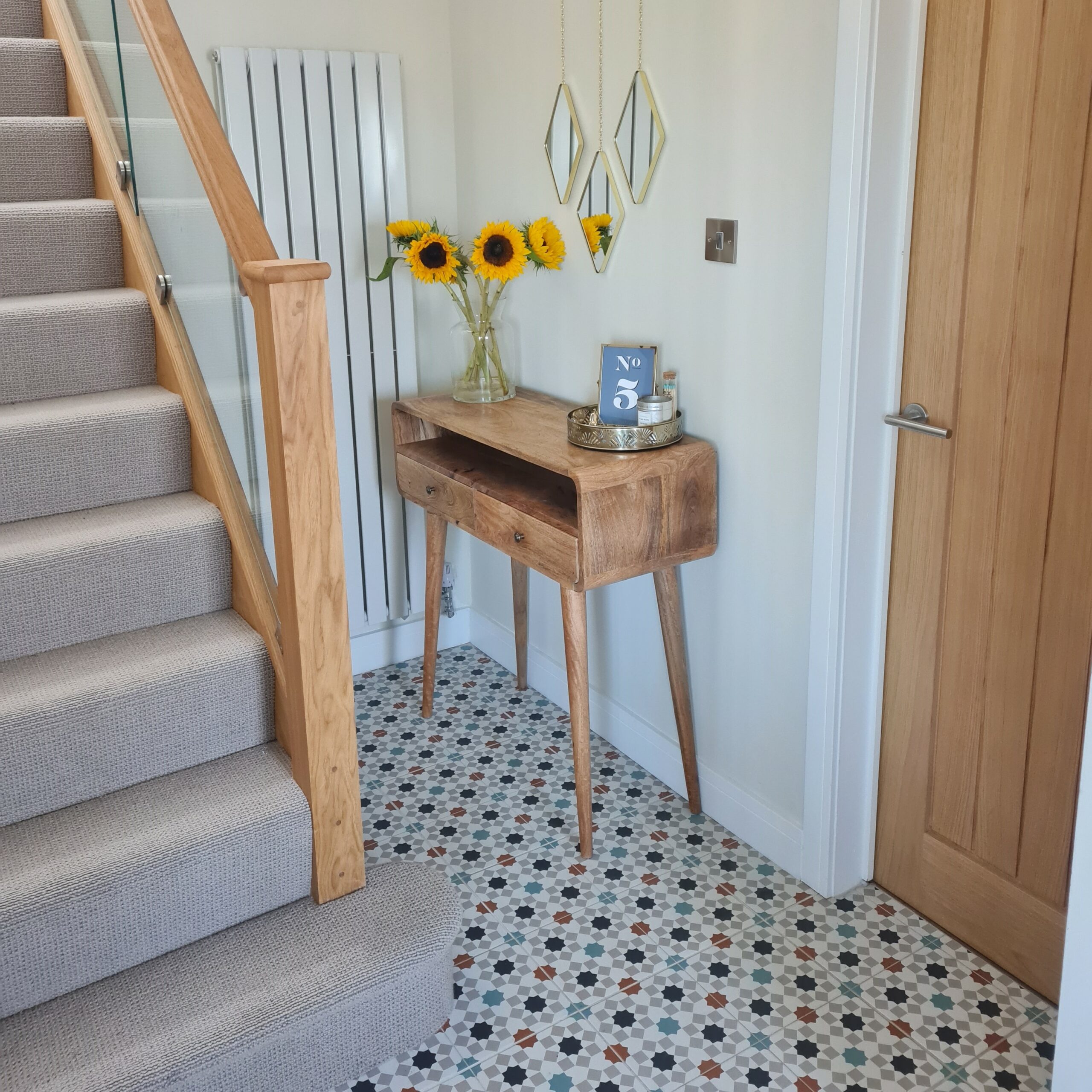 Leanne Used our Trellis Casablanca Tiles to Add a Bright Statement to her Hallway